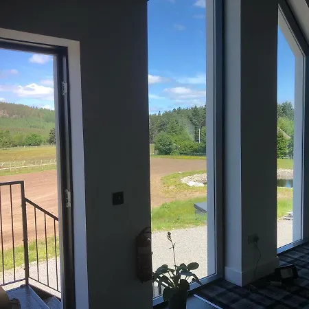 Rest At Last - Highland Apartment With Private Hot Tub Whitebridge  Exterior foto
